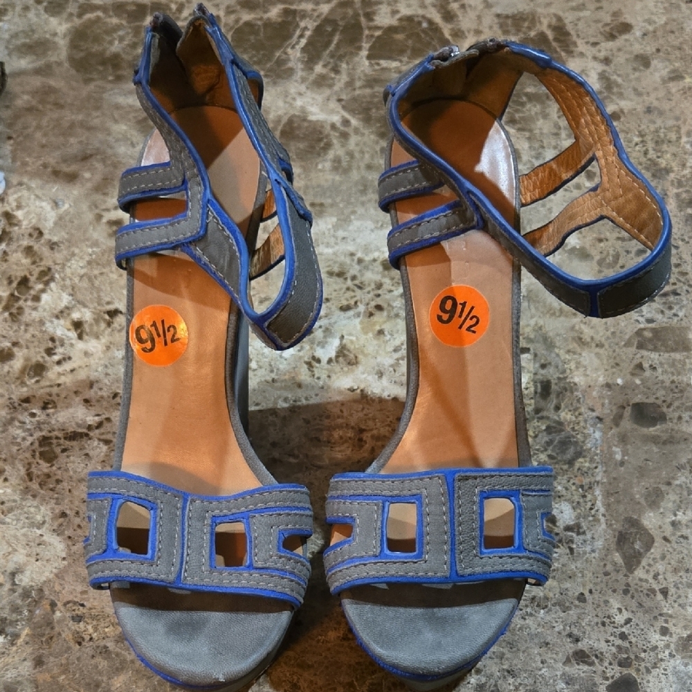 Stylish Blue and Gray Women's Sandals